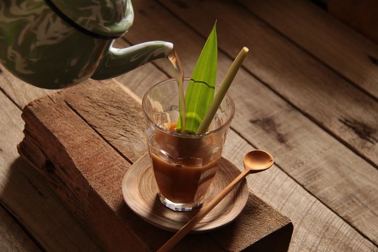 Ragam minuman hangat khas berbagai wilayah